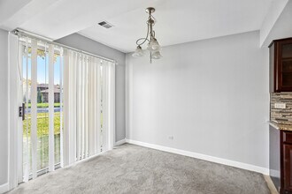 16410 Brementowne Rd in Tinley Park, IL - Building Photo - Building Photo