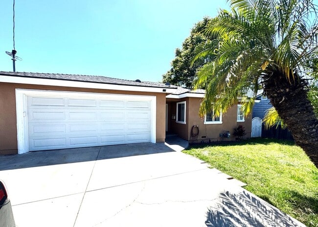 property at 728 5th Ave