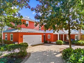 108 S Blue Heron Dr in Santa Rosa Beach, FL - Building Photo