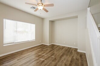 1019 Shades End Ave in North Las Vegas, NV - Building Photo - Building Photo