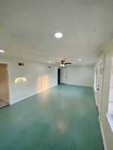 4224 Main St in Texarkana, TX - Foto de edificio - Building Photo