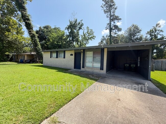 property at 1442 Clinton Dr