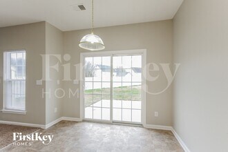 109 Barrington Dr in Mount Holly, NC - Building Photo - Building Photo