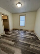 3711 W 4th St in Duluth, MN - Building Photo - Building Photo