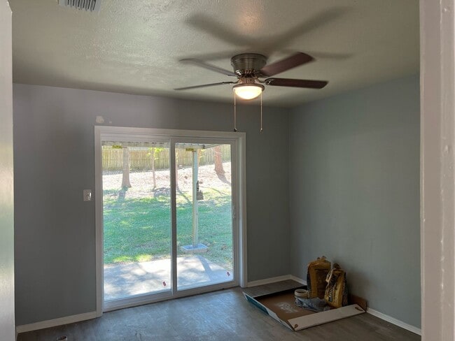 property at 2921-2921 Bernice Dr