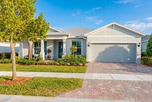 10281 SW Captiva Dr in Port St. Lucie, FL - Building Photo