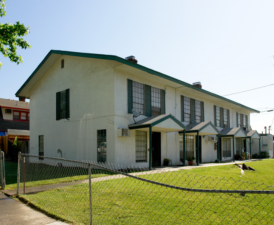 1044 N Sacramento Ave in Ontario, CA - Building Photo