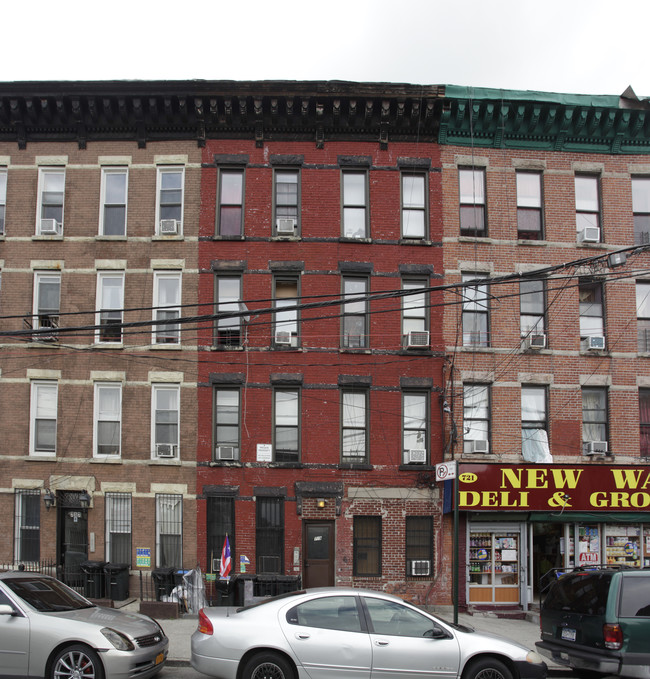 719 Henry St in Brooklyn, NY - Building Photo - Building Photo