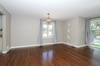 9128 Birch Ave in Morton Grove, IL - Building Photo - Building Photo