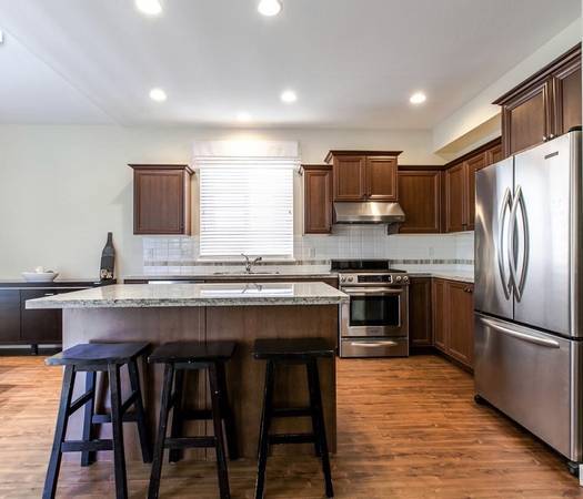 8211 212 St in Langley, BC - Building Photo - Building Photo