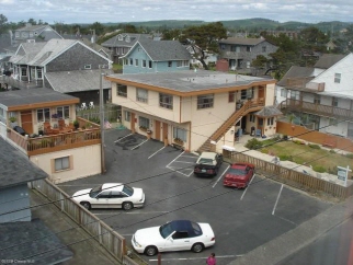 110 5th Ave in Seaside, OR - Foto de edificio