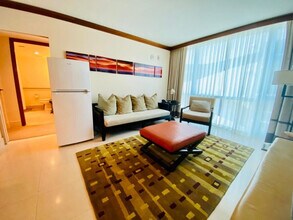 6801 Collins Ave, Unit SI ID1522054P in Miami Beach, FL - Foto de edificio - Building Photo