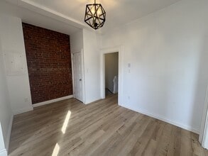 55 Carmarthen St in Saint John, NB - Building Photo - Building Photo