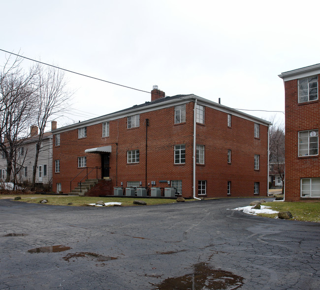 44 N Pershing Ave in Akron, OH - Building Photo - Building Photo