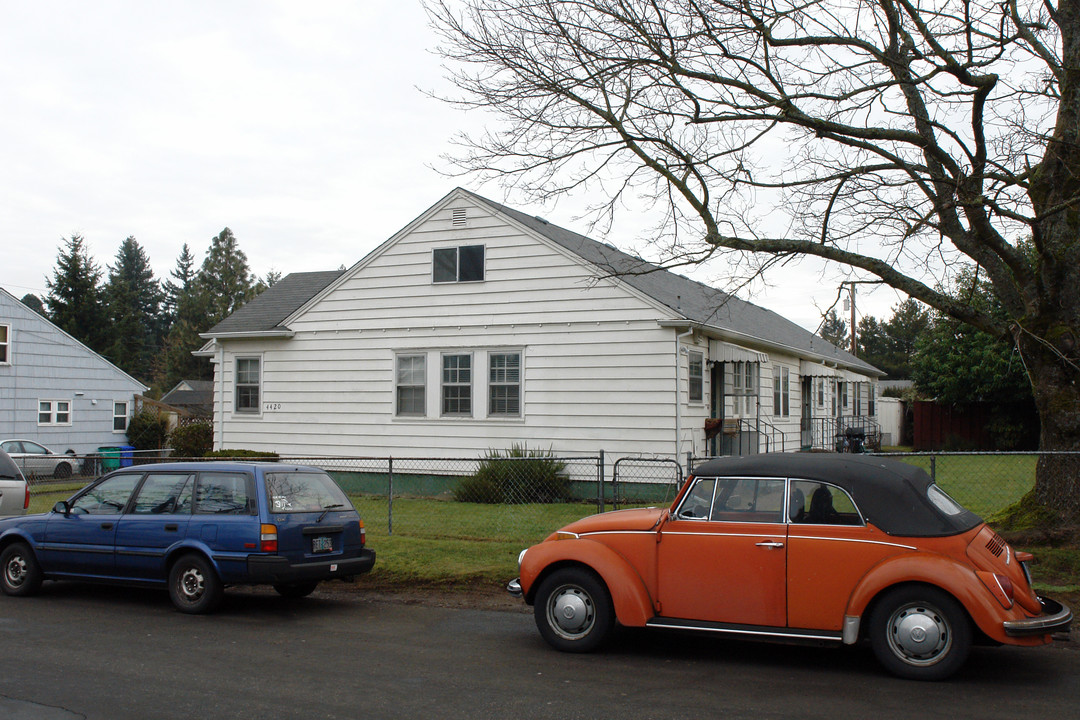 4420 NE 54th Ave in Portland, OR - Building Photo