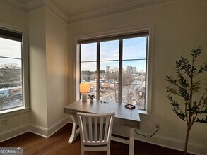 2277 Peachtree Rd NE in Atlanta, GA - Building Photo - Building Photo