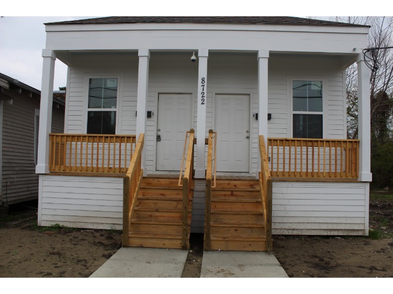 8722 Edinburgh St-Unit -B in New Orleans, LA - Building Photo