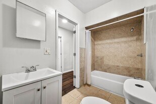 81 Franklin St in Paterson, NJ - Building Photo