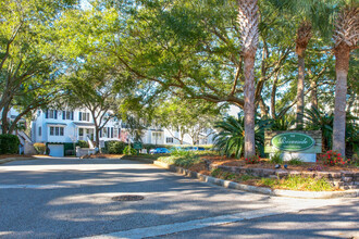 The Riverside in Charleston, SC - Foto de edificio - Building Photo