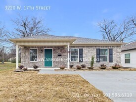 3220 W 17th St in Little Rock, AR - Building Photo