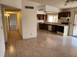 9660 E Quail Pl in Tucson, AZ - Building Photo - Building Photo