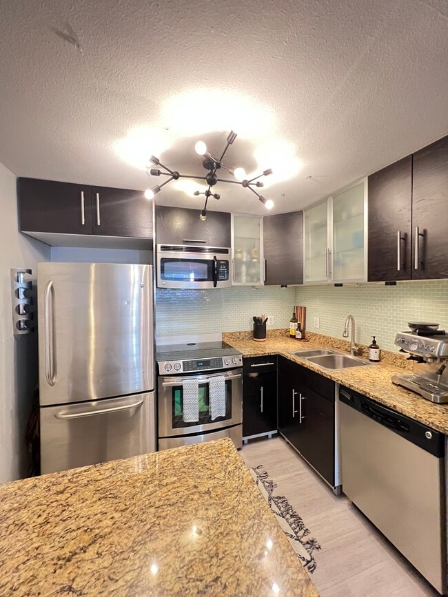 property at 1032 N Clarkson St