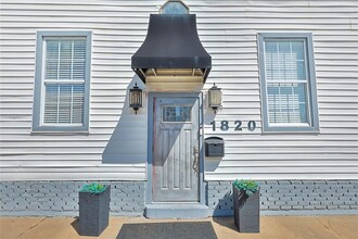 1820 Market St in Galveston, TX - Building Photo - Building Photo