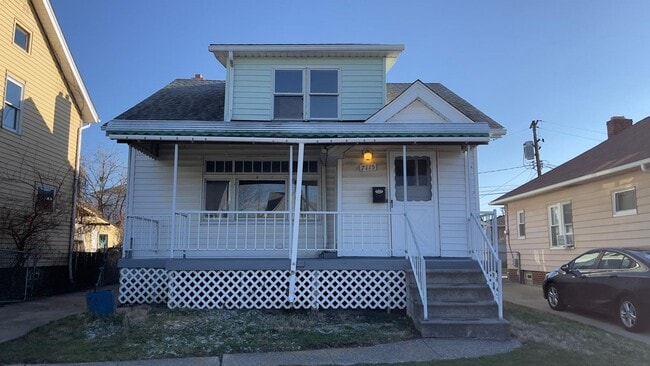 property at 7115 Laverne Ave