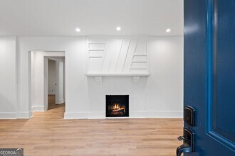 636 Francis Pl NW, Unit A in Atlanta, GA - Building Photo - Building Photo