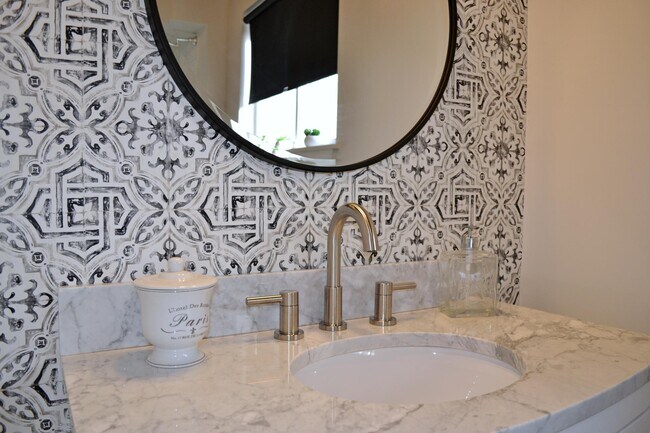 2611 Larkins Way, Unit Apt 2