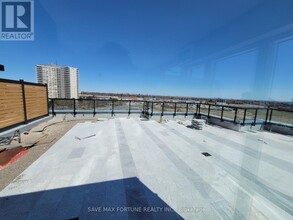 225-1225 Malta Ave. in Brampton, ON - Building Photo - Building Photo