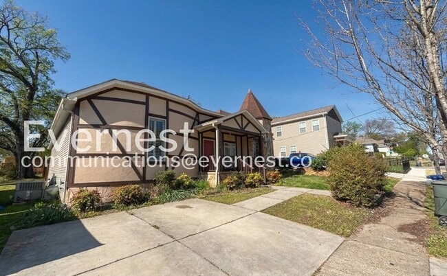 2102 Vine St in Chattanooga, TN - Foto de edificio - Building Photo