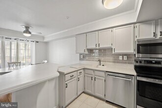 31 Everett Dr in Newtown, PA - Building Photo - Building Photo