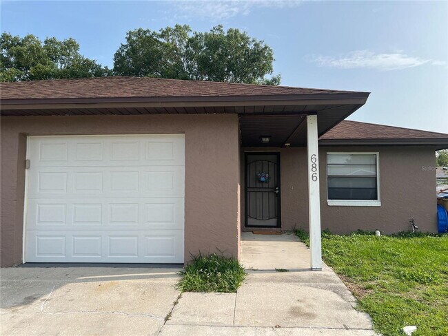 property at 686 Royalty Ct