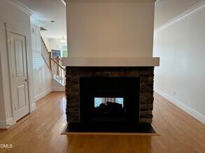 1045 Philpott Dr, Unit 423 in Chapel Hill, NC - Building Photo - Building Photo