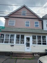 402 Washington St in Freeland, PA - Building Photo