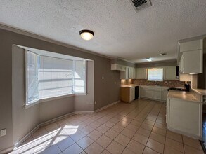 8817 Shadow Bluff Ave in Denham Springs, LA - Building Photo - Building Photo