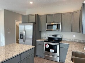 302 71st Ave N in Myrtle Beach, SC - Building Photo - Building Photo