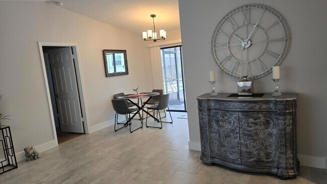 670 Nobles St in Sebastian, FL - Foto de edificio - Building Photo