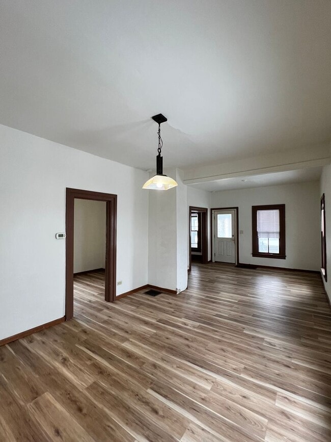 353 Bowen St in Oshkosh, WI - Building Photo - Building Photo