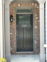 2249 Knoxhill View in Smyrna, GA - Building Photo