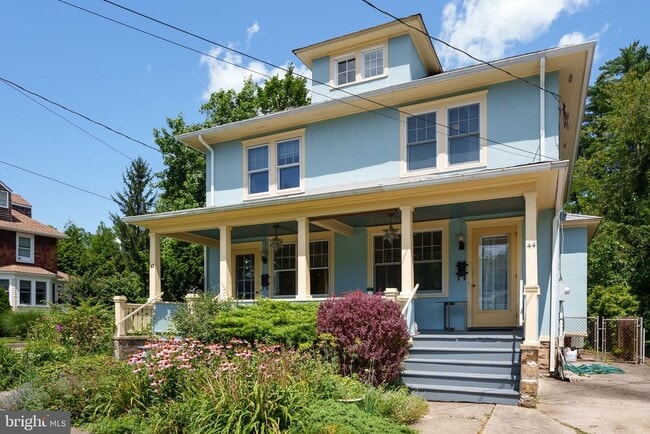 property at 44 Markham Rd