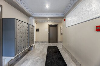 The Sheldrake in Toronto, ON - Building Photo - Interior Photo