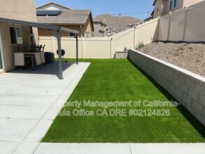 28864 Camaro Dr in Winchester, CA - Building Photo - Building Photo