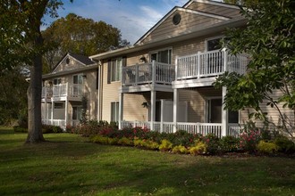 Fairfield Courtyard At Coram in Coram, NY - Building Photo - Building Photo