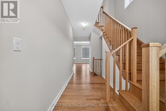 803 Griffin Trl in Peterborough, ON - Building Photo - Building Photo