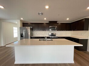 25432 Cetara Dr in Homeland, CA - Building Photo - Building Photo