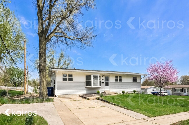 property at 2575 Mullanphy Ln