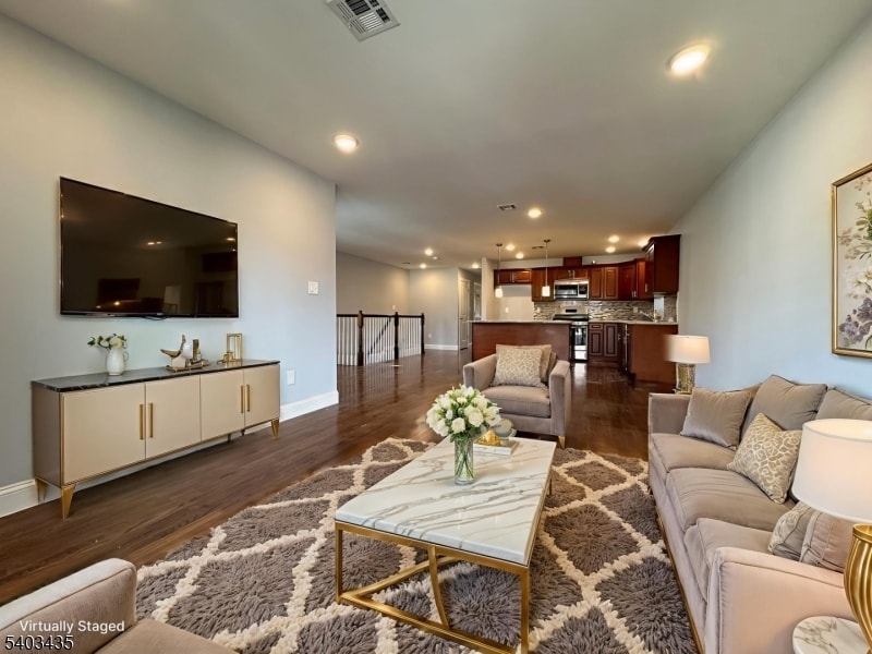 15 N 6th St in Newark, NJ - Building Photo