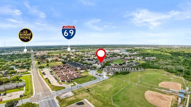 3610 N Arroyo Park Ln, Unit #4 in Harlingen, TX - Building Photo - Building Photo